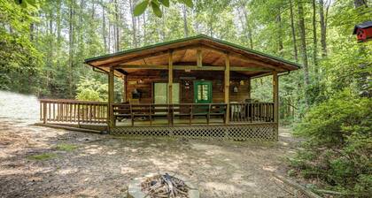 Creekside Haven - Cozy Pet Friendly Getaway