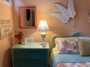 2 bedrooms, desk, iron/ironing board, free WiFi