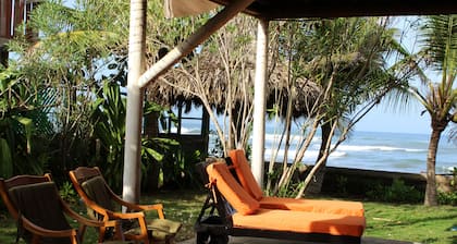 Casa Playa San Diego.In Front of The House Lies one of The Best Waves In Nic.