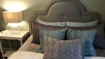 1 Schlafzimmer, BĂŒgeleisen/BĂŒgelbrett, WLAN, BettwĂ€sche