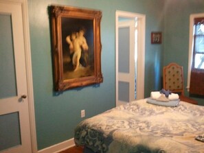 2 makuuhuonetta, silitysrauta/-lauta, ilmainen Wi-Fi, vuodevaatteet