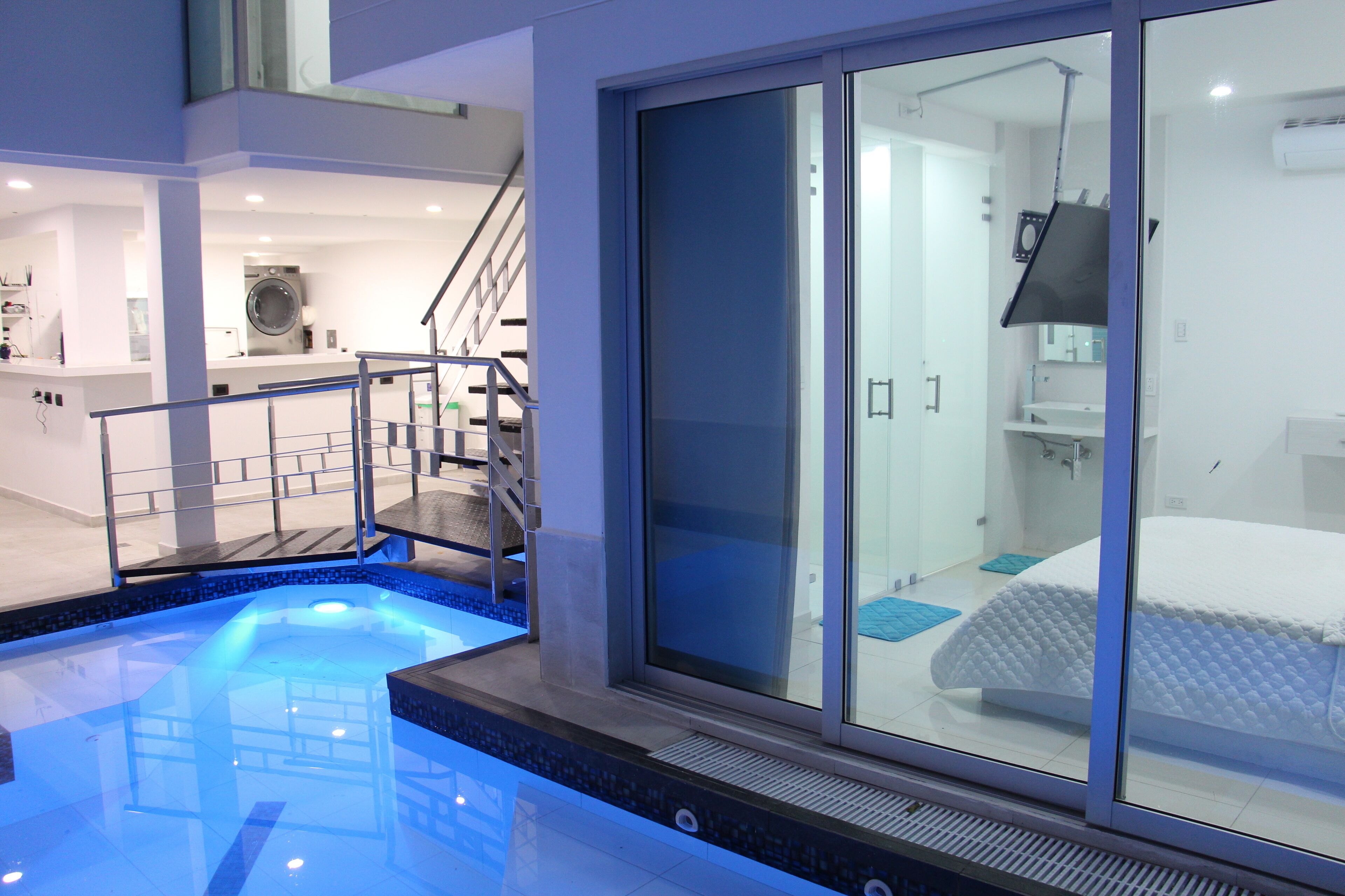 10 bedrooms, iron/ironing board, WiFi, bed sheets