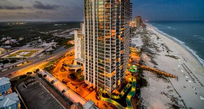 Amazing Penthouse living~Upscale~Luxury~Corner unit~BEST Views~Private balcony!