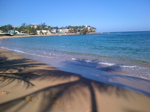 Camastros y toallas de playa