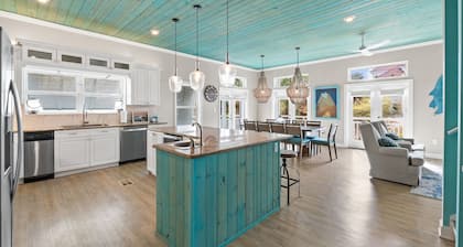 Varaus nopeasti kesällä - Premier-ominaisuus, jossa on oma uima-allas. KAUNIS