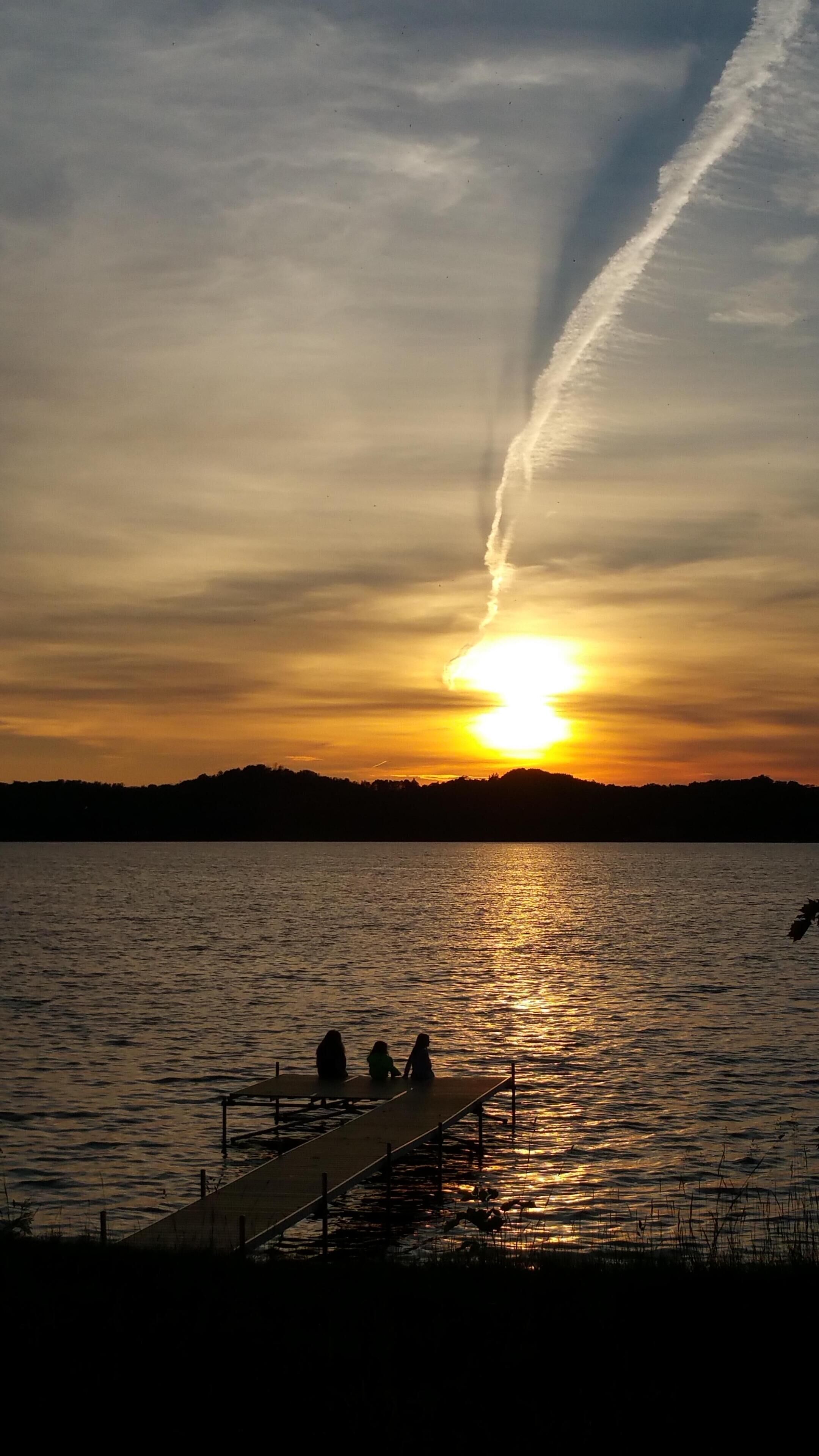 Quaint cottage ON Lake Leelanau! Dock, deck, fire pit, large lawn!  