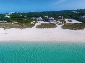 Beach nearby, sun loungers, beach towels