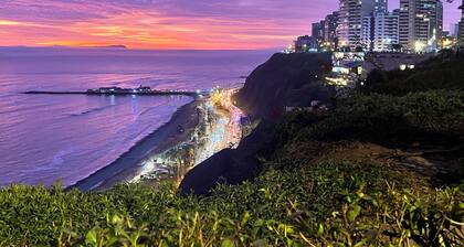 Stunning, Luxury City and Ocean View Apartment in the Heart of Miraflores