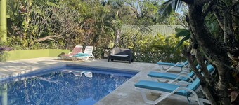 Casa Aloha Nosara Playa Guiones a 4-min walk to surf, yoga & all the fun stuff