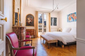 2 chambres, fer et planche à repasser, Wi-Fi gratuit, draps fournis