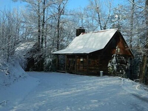 SAVE!  ROMATIC  GATLINBURG   GETAWAY!!   