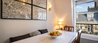 ROMANTIC LUXE TOP FLOOR 1BR EIFFEL TOWER VIEW A/C