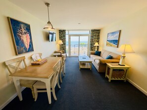 Smart TV, DVD player