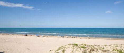 Na praia