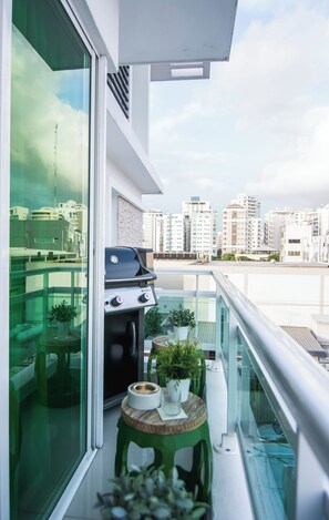 Property grounds - Brand New Santo Domingo Chic City Center Apartment + Free Parking and Gym ✔️ (Santo Domingo)