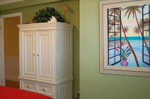 1 bedroom, iron/ironing board, free WiFi, bed sheets - Summit 8th Floor - As low as 129 night - see rate schedule (PANAMA CITY BEACH)