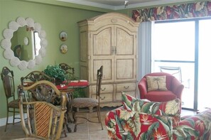 Smart TV, DVD player