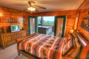 3 bedrooms, iron/ironing board, internet, bed sheets