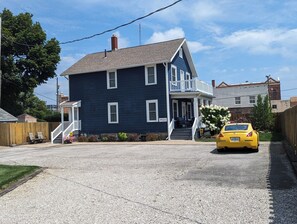 Exterior -  Prime location within walking distance of downtown Sandusky (Sandusky)