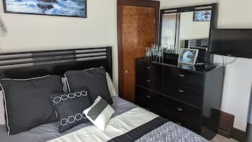 2 chambres, fer et planche à repasser, Wi-Fi gratuit, draps fournis
