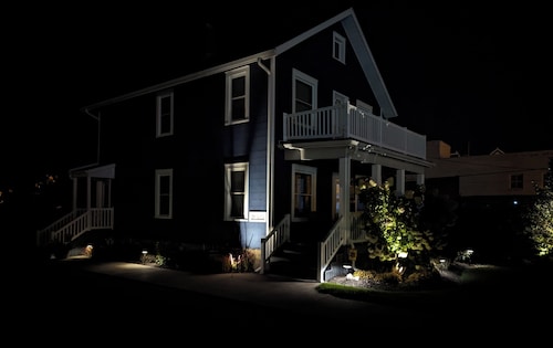  Prime location within walking distance of downtown Sandusky