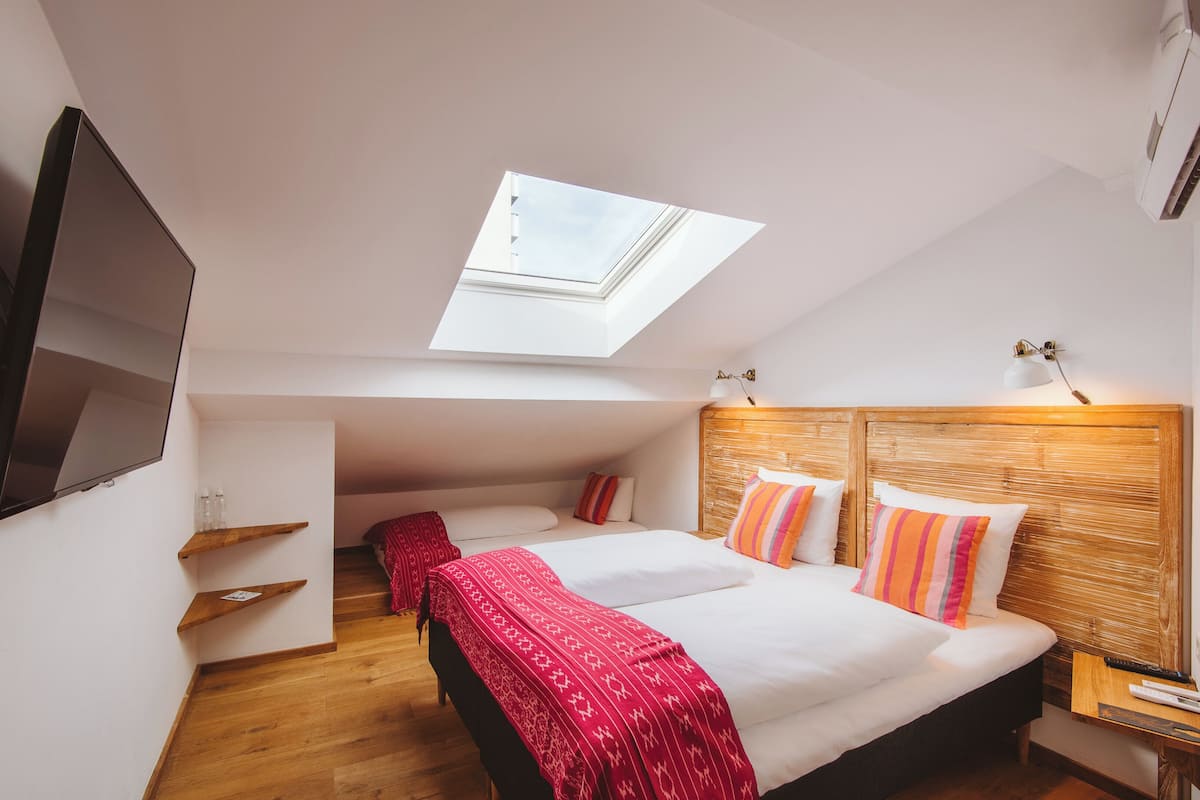 Hochwertige Bettwaren, Zimmersafe, schallisolierte Zimmer