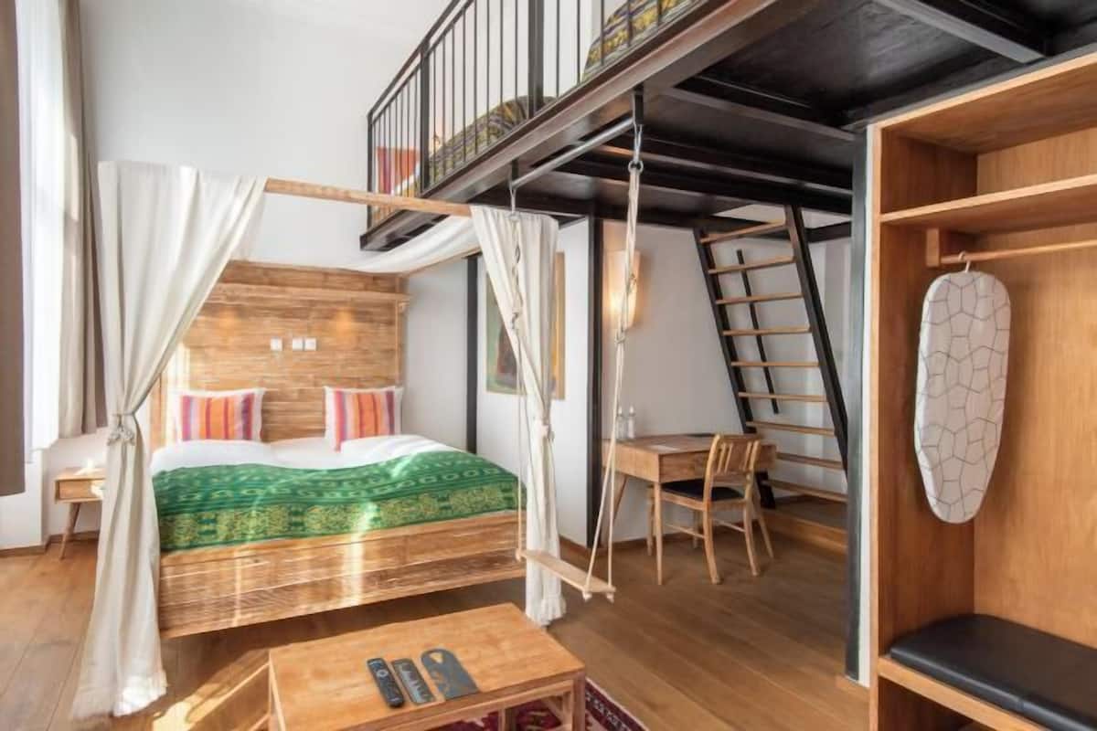 1 bedroom, premium bedding, in-room safe, soundproofing