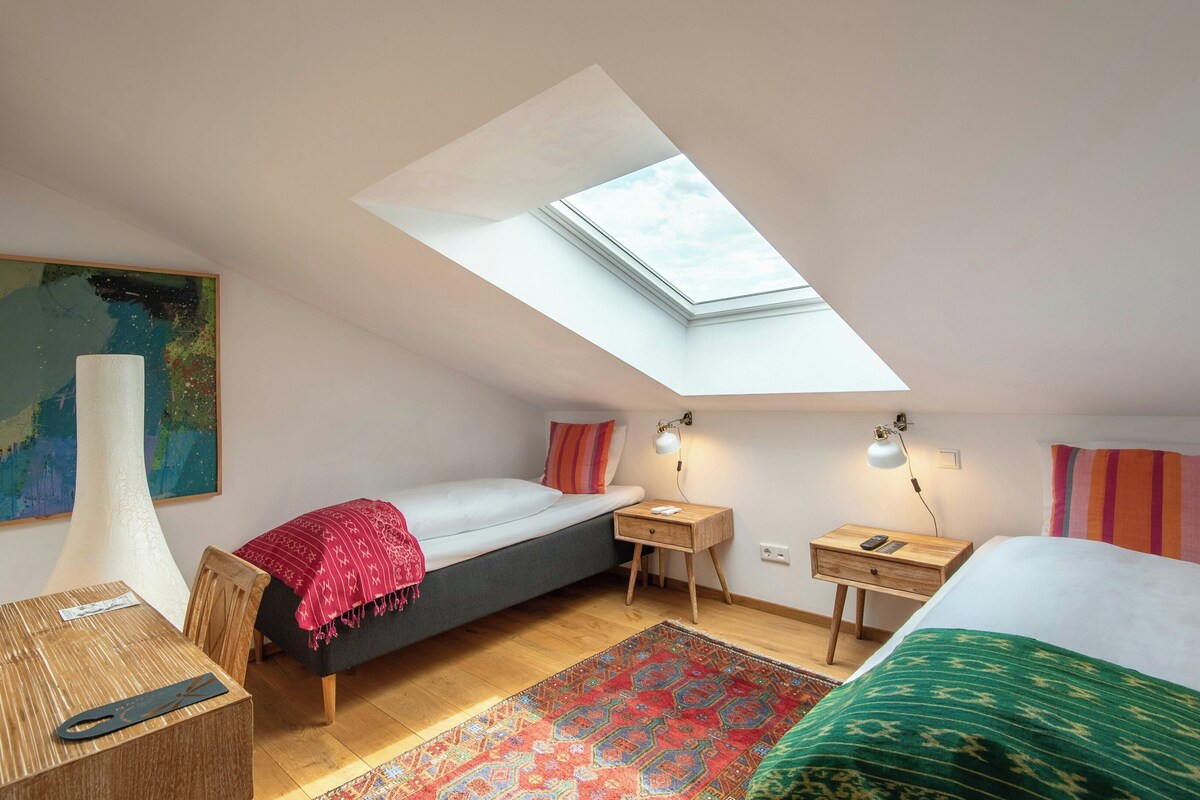 Premium bedding, in-room safe, soundproofing, iron/ironing board