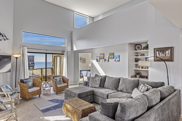 TV, fireplace, books, stereo