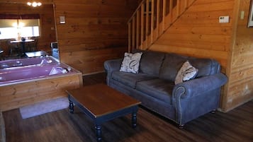 Televisión y chimenea