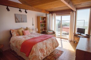 5 dormitoris, planxa i posts de planxar, wifi i roba de llit 