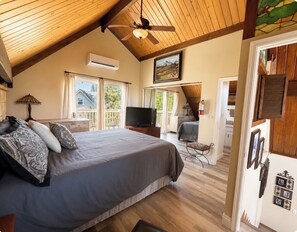 4 bedrooms, desk, iron/ironing board, free WiFi - Lake Arrowhead Luxury Escape - Amazing Views For Families, Pets & Remote Workers (Lake Arrowhead)