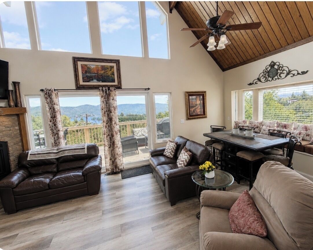 Smart TV, fireplace, video games, DVD player