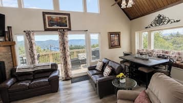 Smart TV, fireplace, video games, DVD player