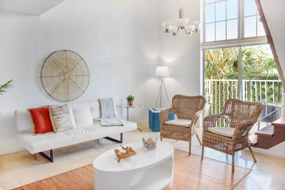 Key Biscayne Apartment