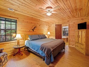 1 makuuhuone, silitysrauta/-lauta, internet, vuodevaatteet