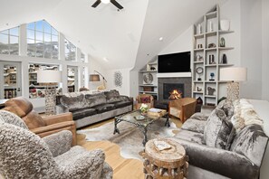 智能电视、壁炉