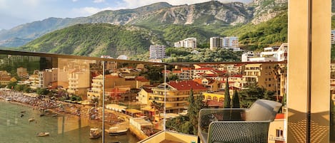 Habitación doble Premium, 1 cama King size, vista al mar | 1 habitación, ropa de cama de alta calidad y camas con efecto memoria