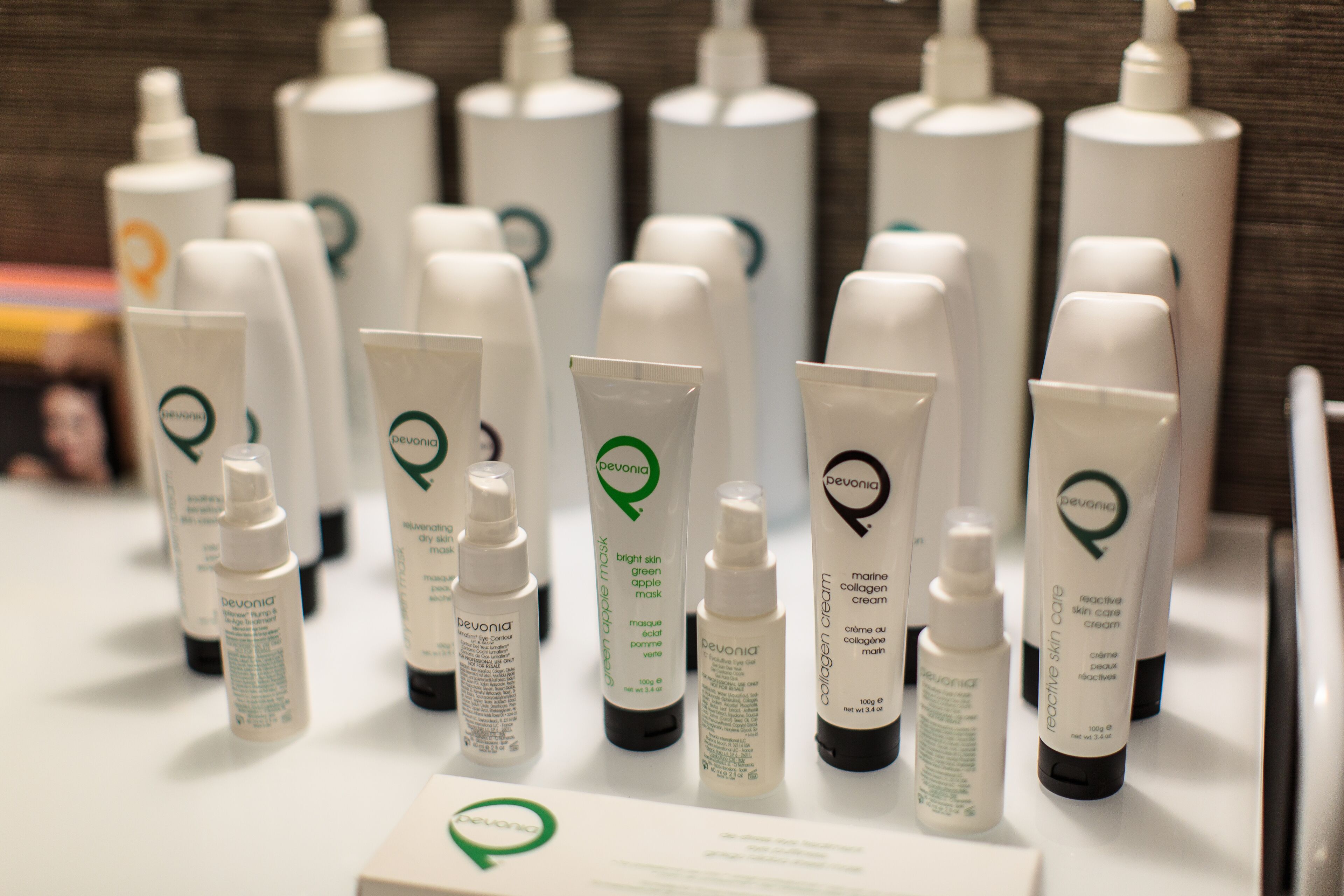 sauna, hot tub, steam room, turkish bath/hammam, body treatments