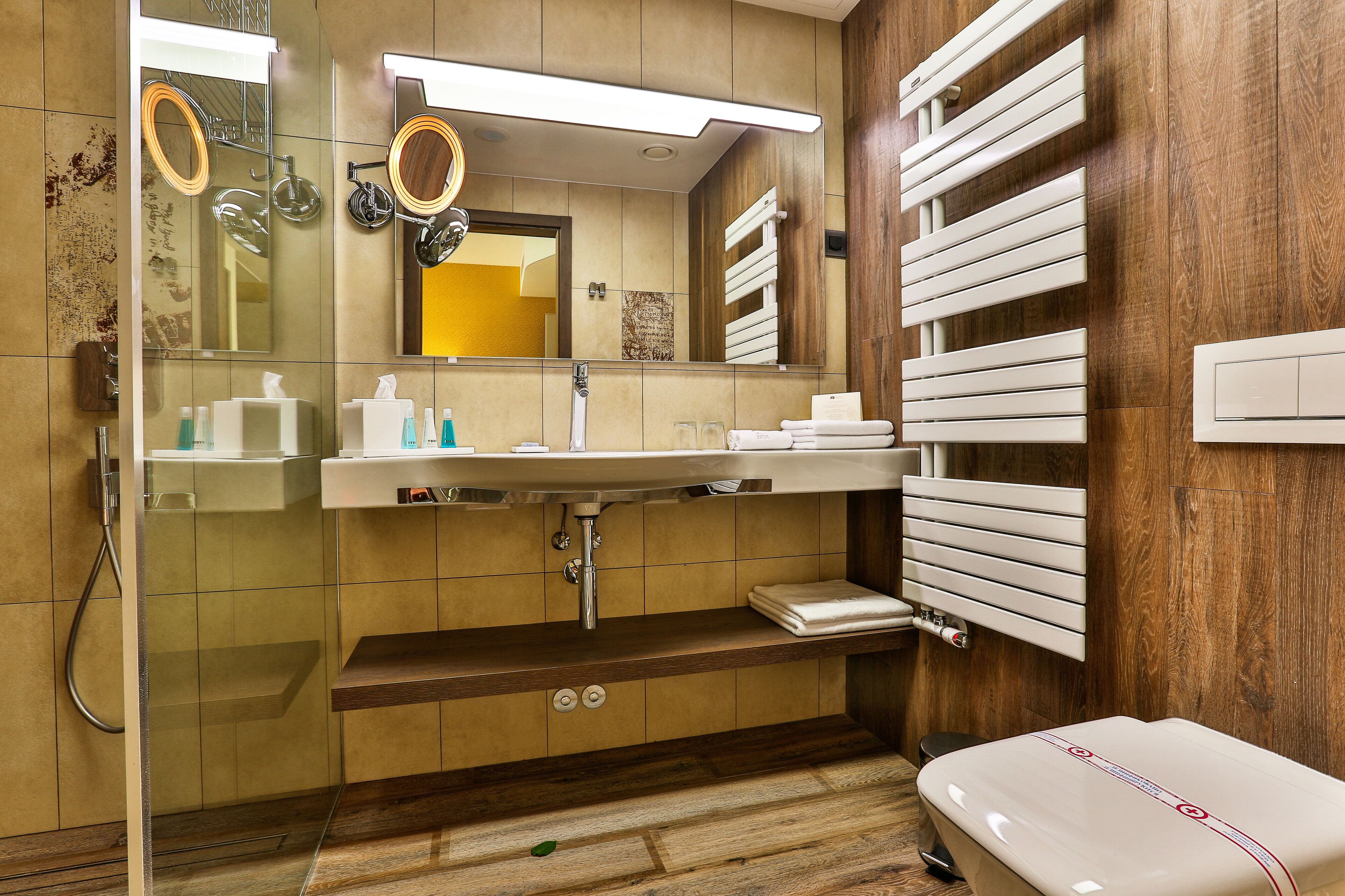 shower, free toiletries, hair dryer, slippers