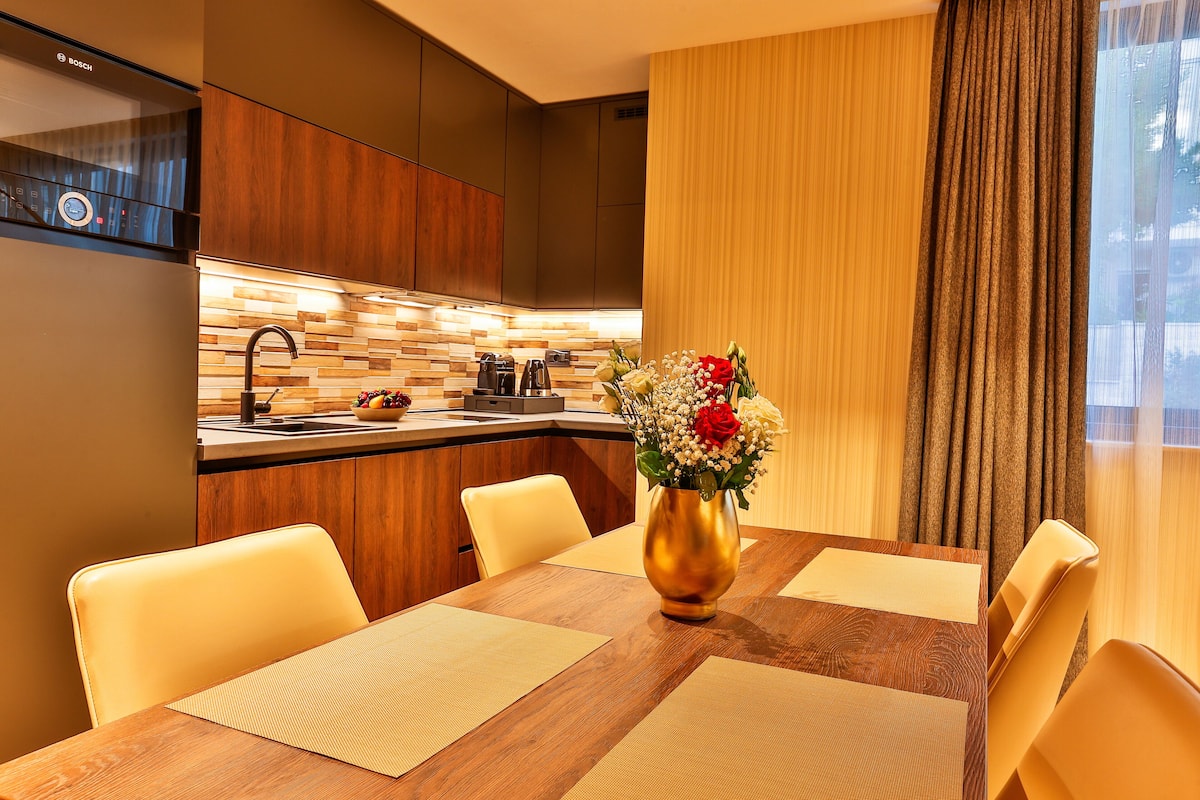 espresso maker, coffee/tea maker, electric kettle, high chair