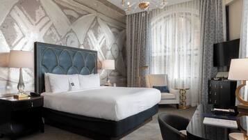 1 kamar tidur, bantalan ekstra lembut, minibar, dan brankas