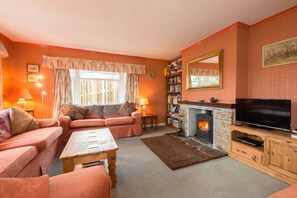 Cottage | Interior