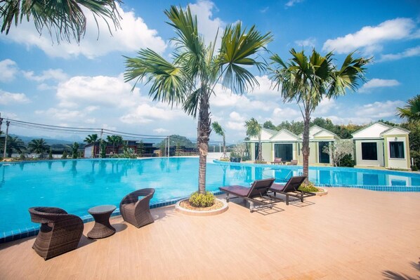 Piscina a l'aire lliure