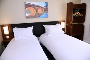 Desk, iron/ironing board, free WiFi, bed sheets - Lock Keeper, Worksop by Marston's Inns (Worksop)