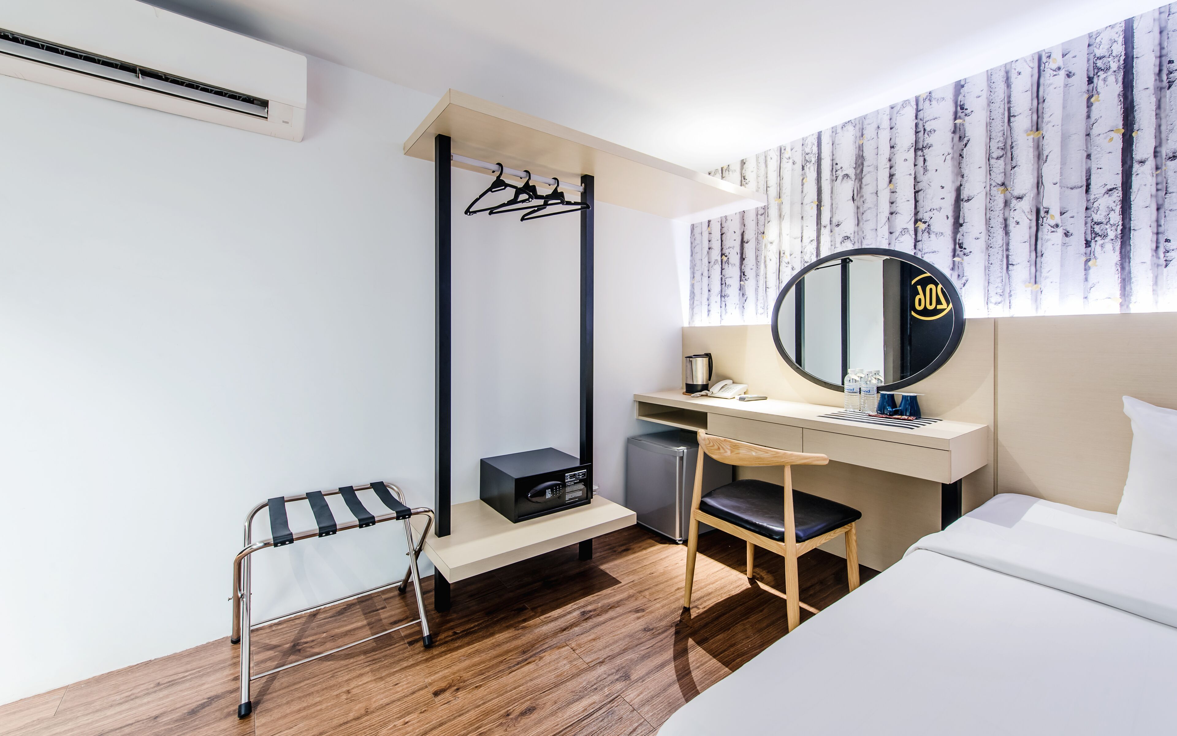 executive double room | in-room safe, desk, laptop workspace, blackout curtains