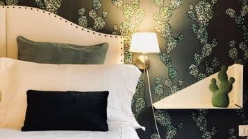 Kahden hengen deluxe-huone (11) | 1 makuuhuone, ylelliset vuodevaatteet, untuvapeitot