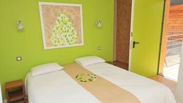 Triple Room | Individually decorated, individually furnished, blackout drapes