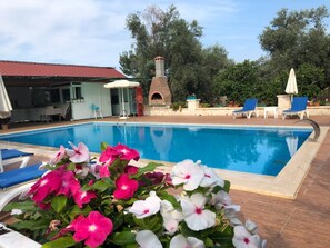 Outdoor pool - Ferah Hotel (Kas)