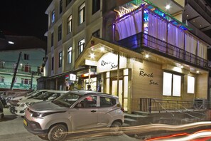Front of property - evening/night - Hotel Rock Sea (Manali)